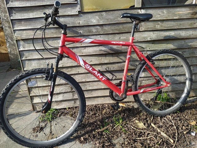 Apollo slant bike best sale red